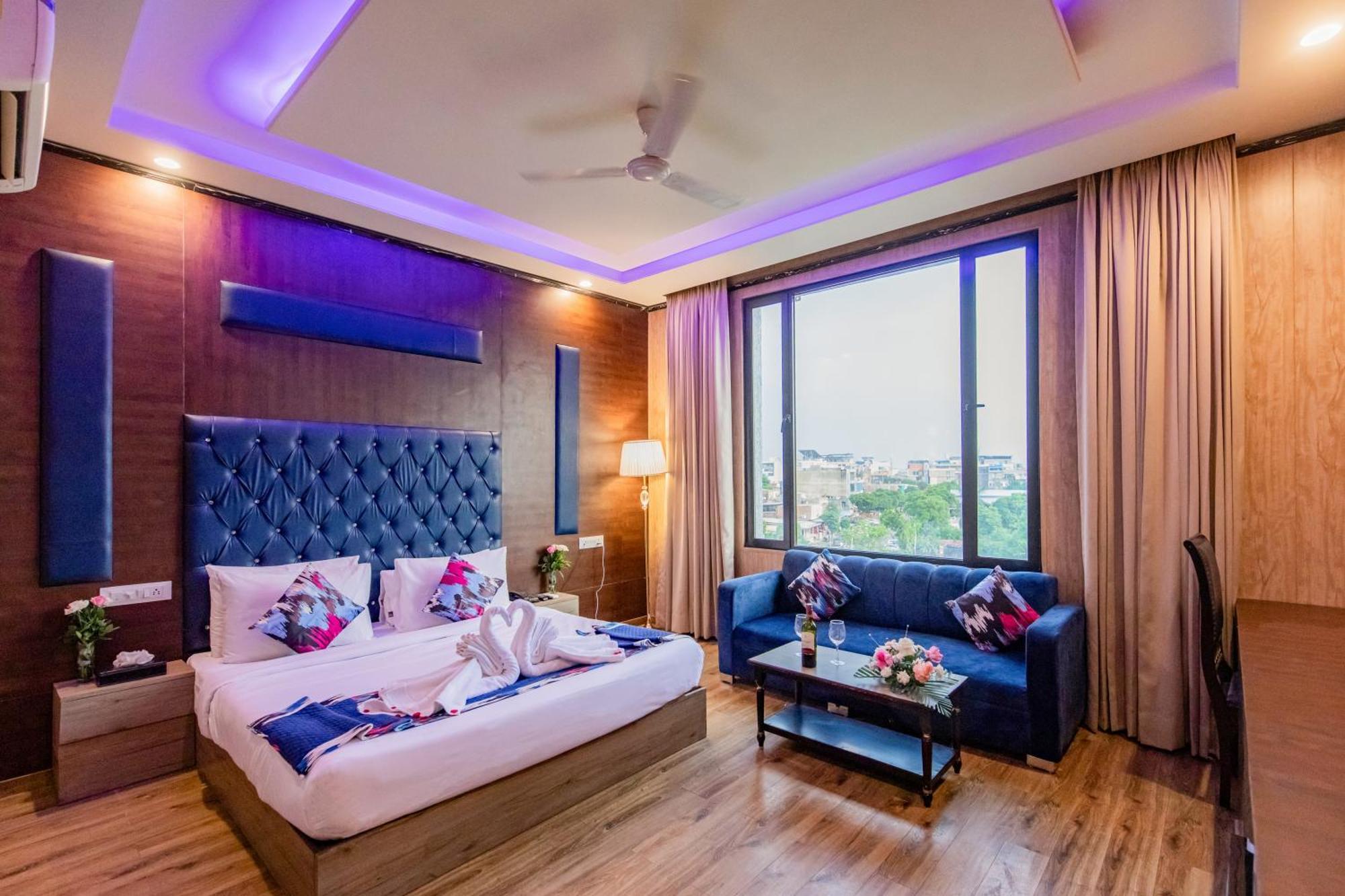 Foxoso Fiori Hotel Divisione di Divisione di Jaipur Esterno foto